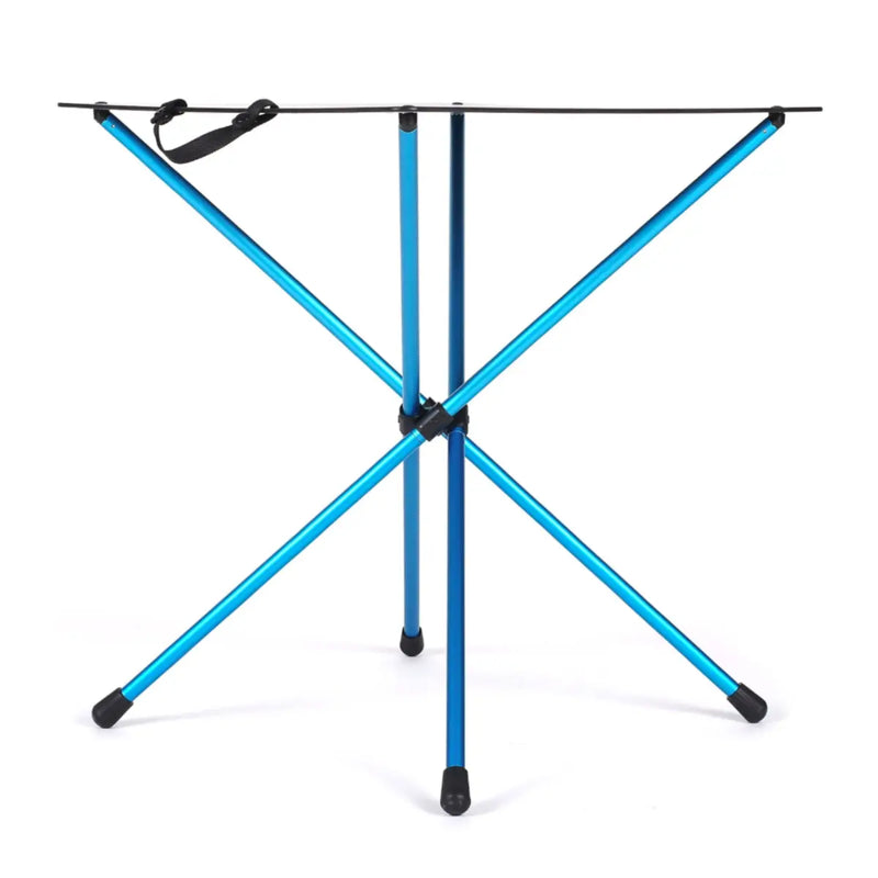 Supports up to 50 kg on its solid, heat-resistant High-Pressure Laminate surface