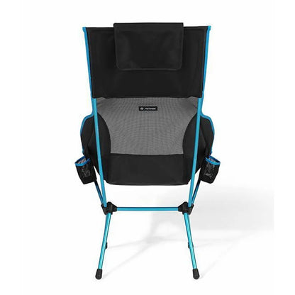 Two built-in cup holders