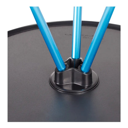 3 aluminum poles insert in base for quick and easy set-up