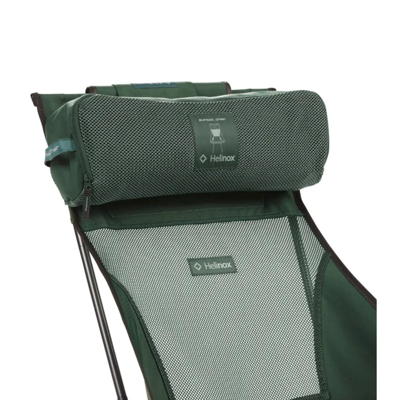 Adjustable headrest design allows for pillow placement