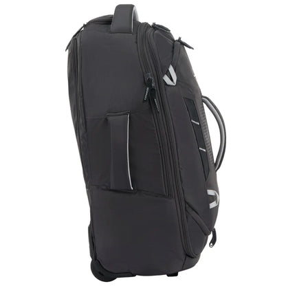 Kissing zip sliders on main compartment and front pocket to accommodate a lock