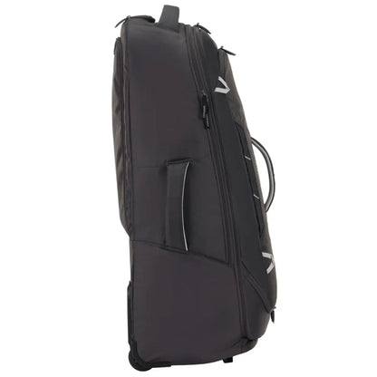 Kissing zip sliders on main compartment and front pocket to accommodate a lock