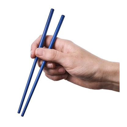 No more fiddly collapsible chopsticks - the Quattro includes full-length chopsticks with optimized texture and shape