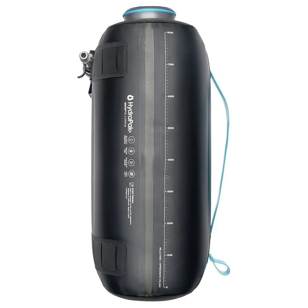 External capacity gauge allows you to track your hydration intake or measure out the contents