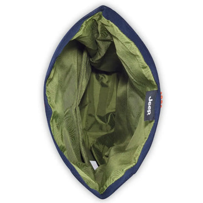 Large main compartment