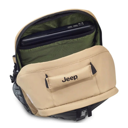 15.6" laptop compartment