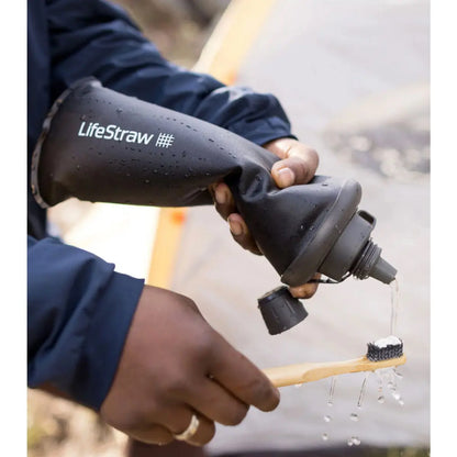 Highly versatile means the collapsible squeeze bottle system is designed with every occasion in mind