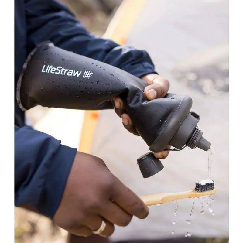 Highly versatile means the collapsible squeeze bottle system is designed with every occasion in mind