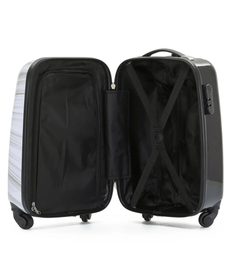 Cross ribbon and zipped divider for easy packing
