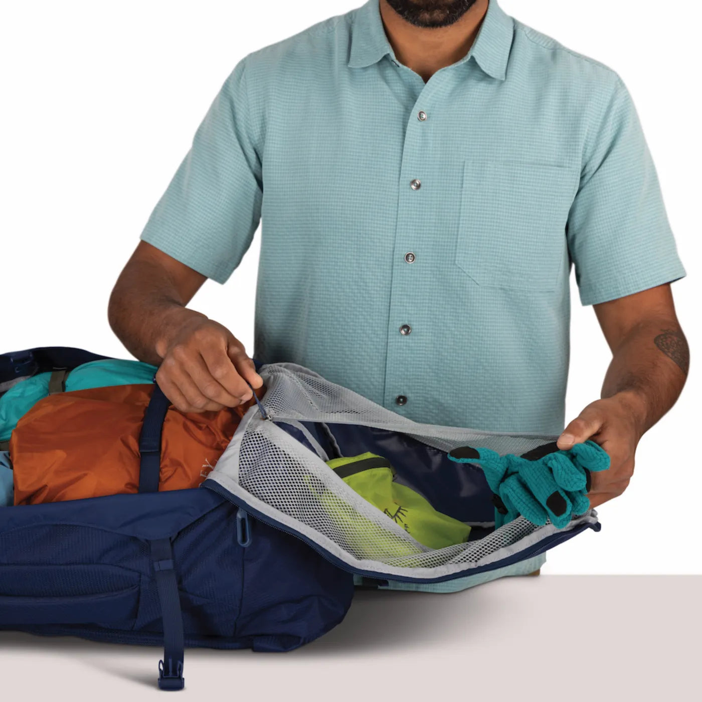Osprey Farpoint 40L Travel Pack - Antique Blue