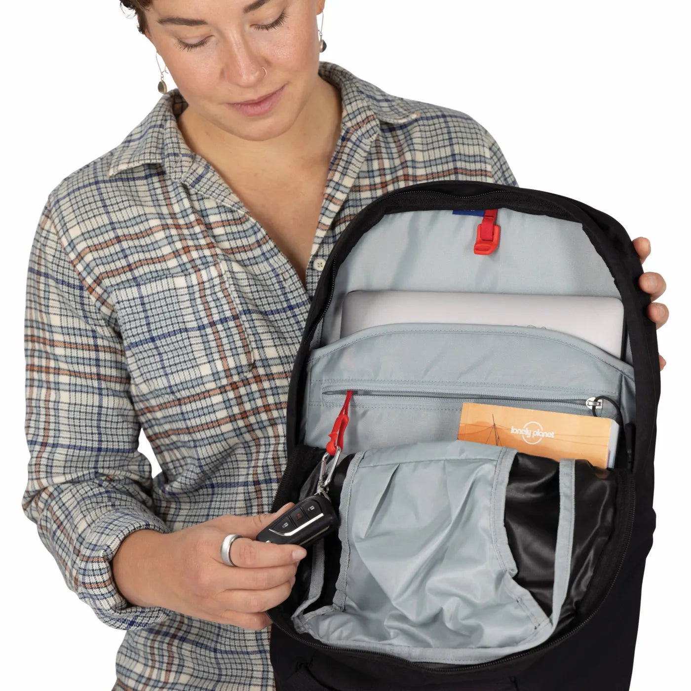 Osprey Farview 55L Women’s Travel Pack with Detachable Fairview Day Pack - Black