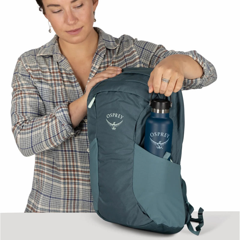 Osprey Farview 70L Women’s Travel Pack with Detachable Fairview Day Pack - Cascade Blue/Torrent Blue