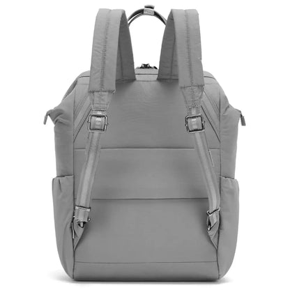 Adjustable shoulder straps