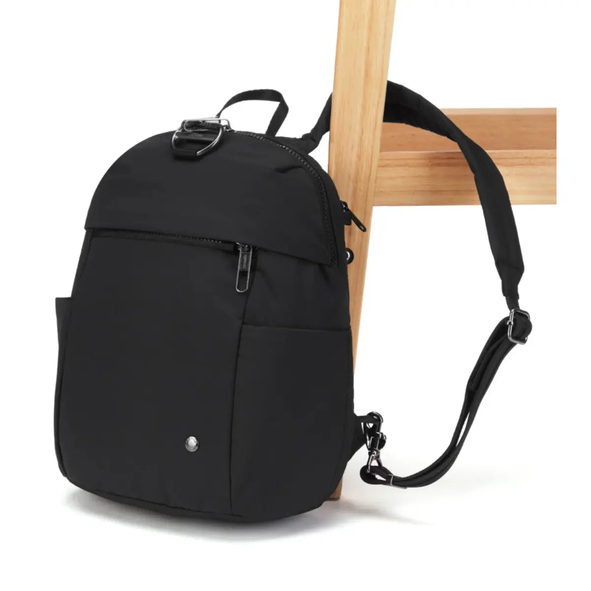 Women's Anti-theft Backpacks By Pacsafe. Official Distributor In Poland