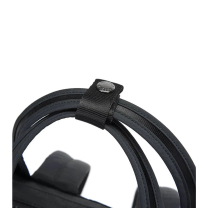 Press stud closure on top handles