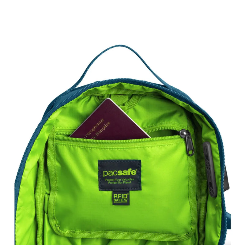 RFID blocking pocket protects your credit cards and passport against unwanted scans