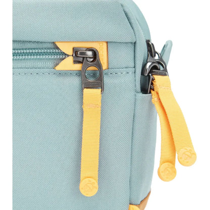 Dock lock - Lockdown point for zippers