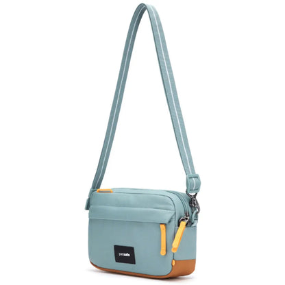 PFC-free water repellent shell fabric