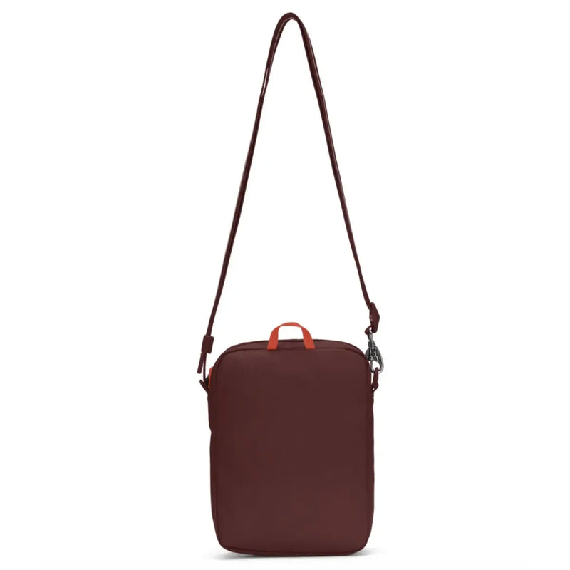 PFC-free water repellent shell fabric