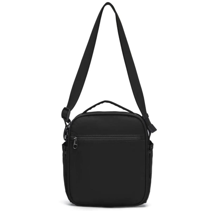 Quick access rear pocket