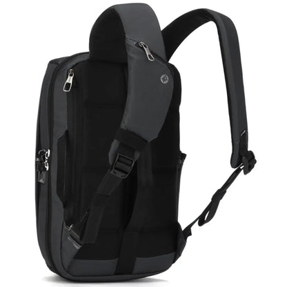 Adjustable shoulder straps