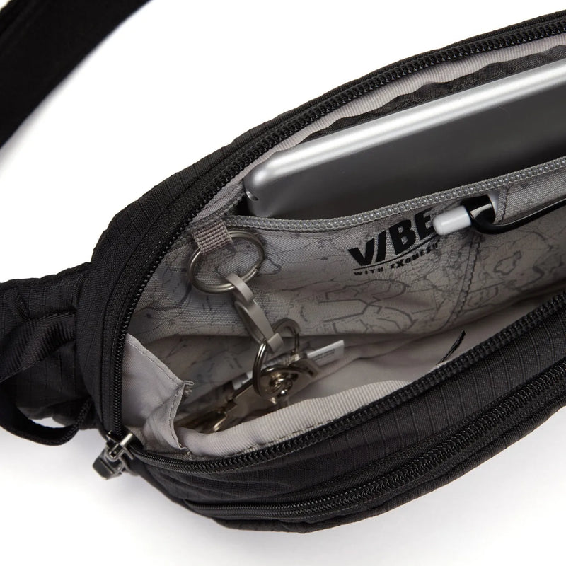 Pacsafe V Action anti-theft detail