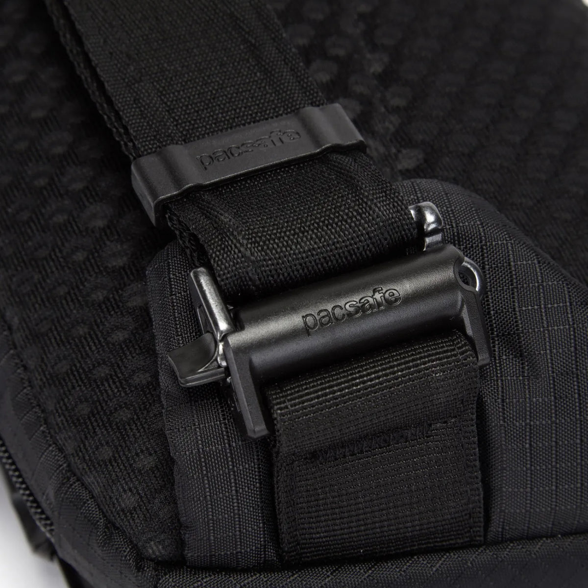 Pacsafe V Action anti-theft detail