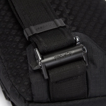 Pacsafe V Action anti-theft detail