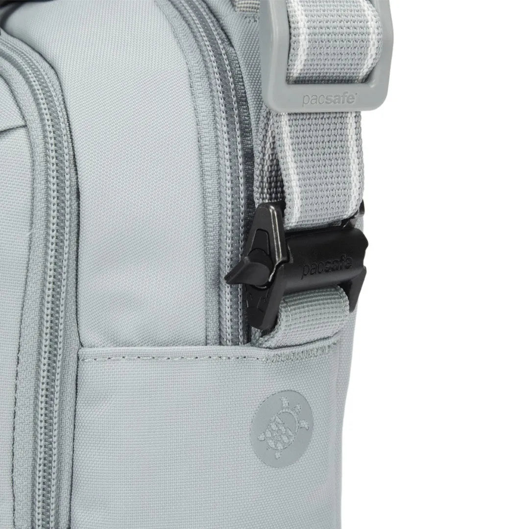 Pacsafe V Companion anti-theft detail