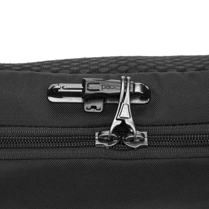 Pacsafe V Urban anti-theft detail