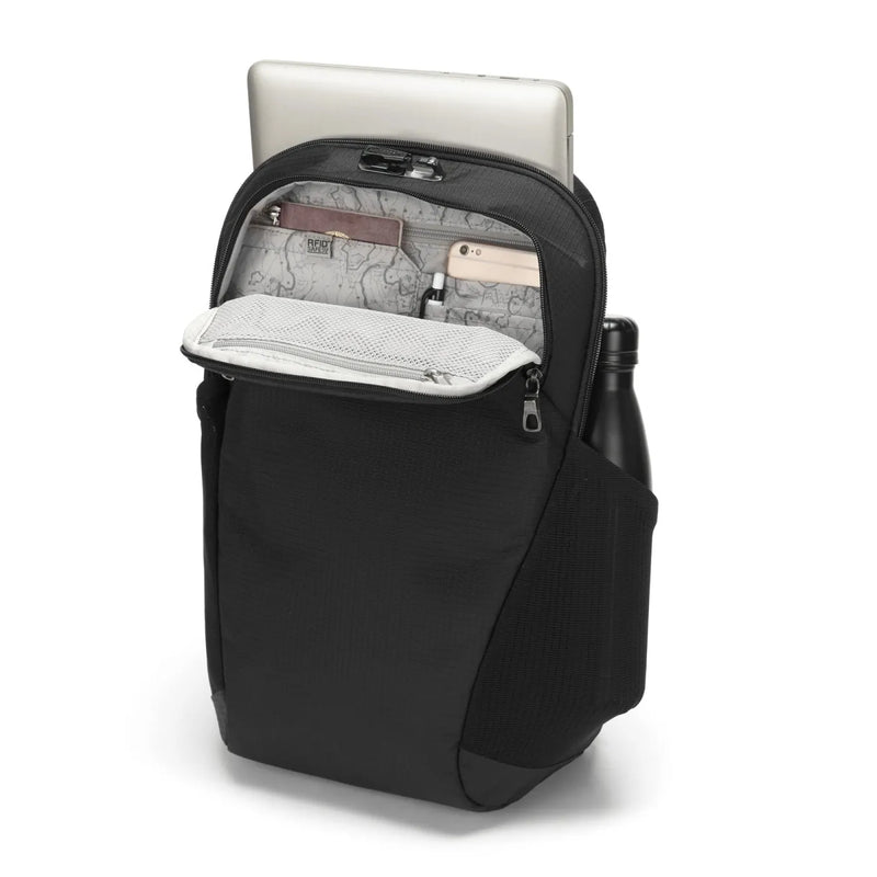 Pacsafe Vibe 20 anti-theft backpack – open main compartment