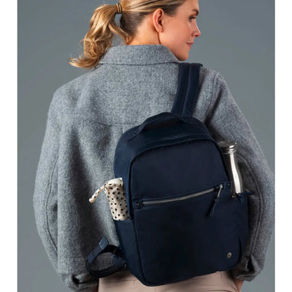 This anti-theft backpack is thoughtfully designed to cater to the needs of modern travellers on the go