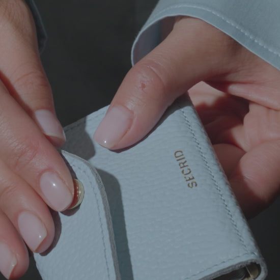 Secrid Envelope Wallet Pebble Blue video