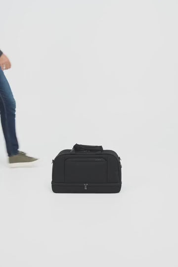 Samsonite Paralux Weekender Duffle product video