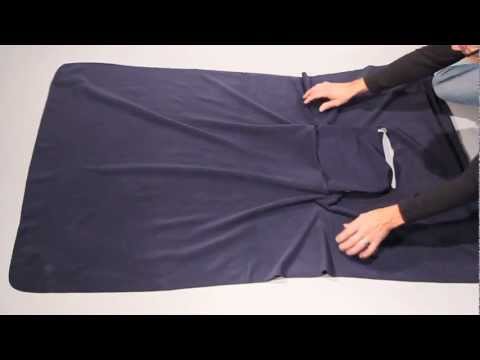 Travelrest Wrap 4 in 1 Micro-fleece Travel Blanket Large - Grey demo video