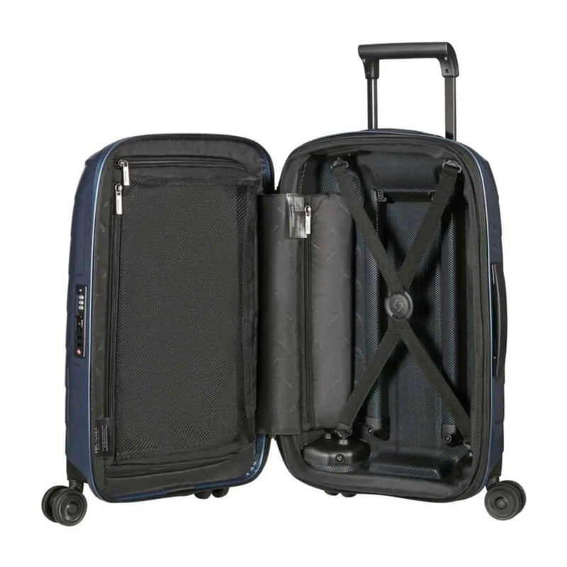 Compression straps stabilize your belongings