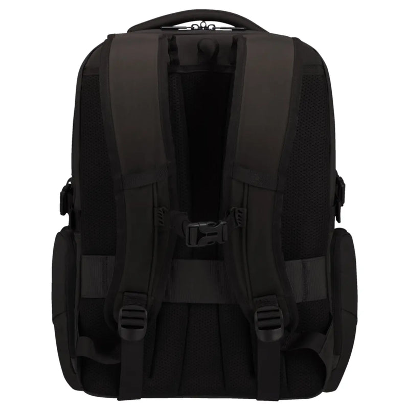 Sternum strap and padded shoulder straps