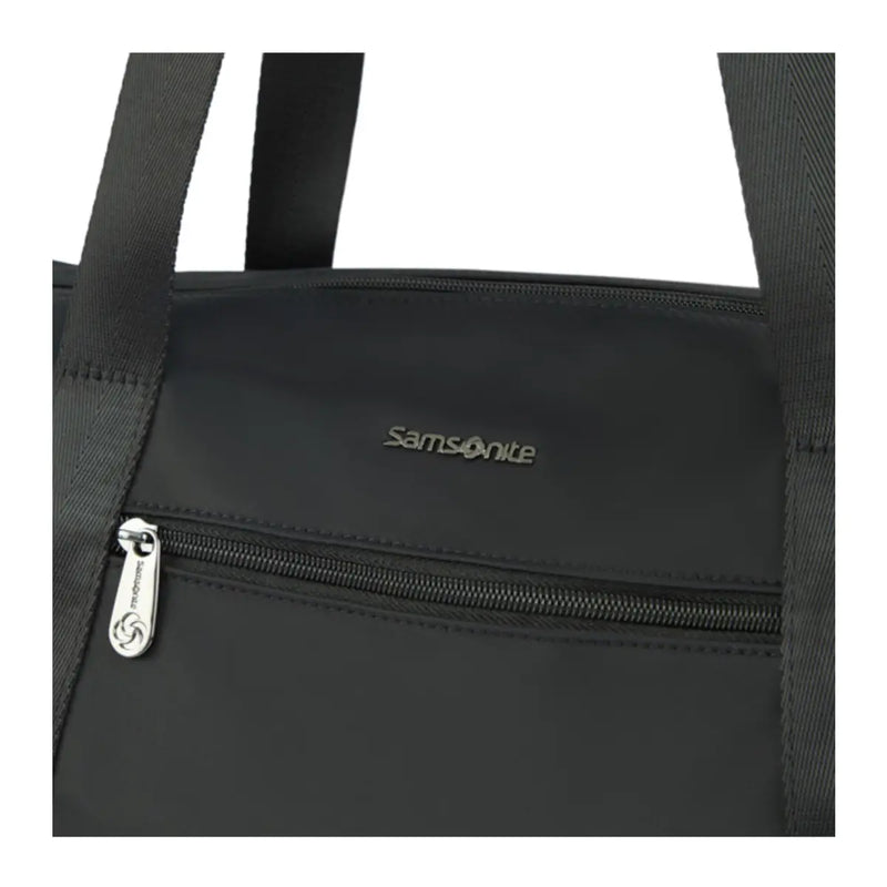 Zipped exterior front pocket