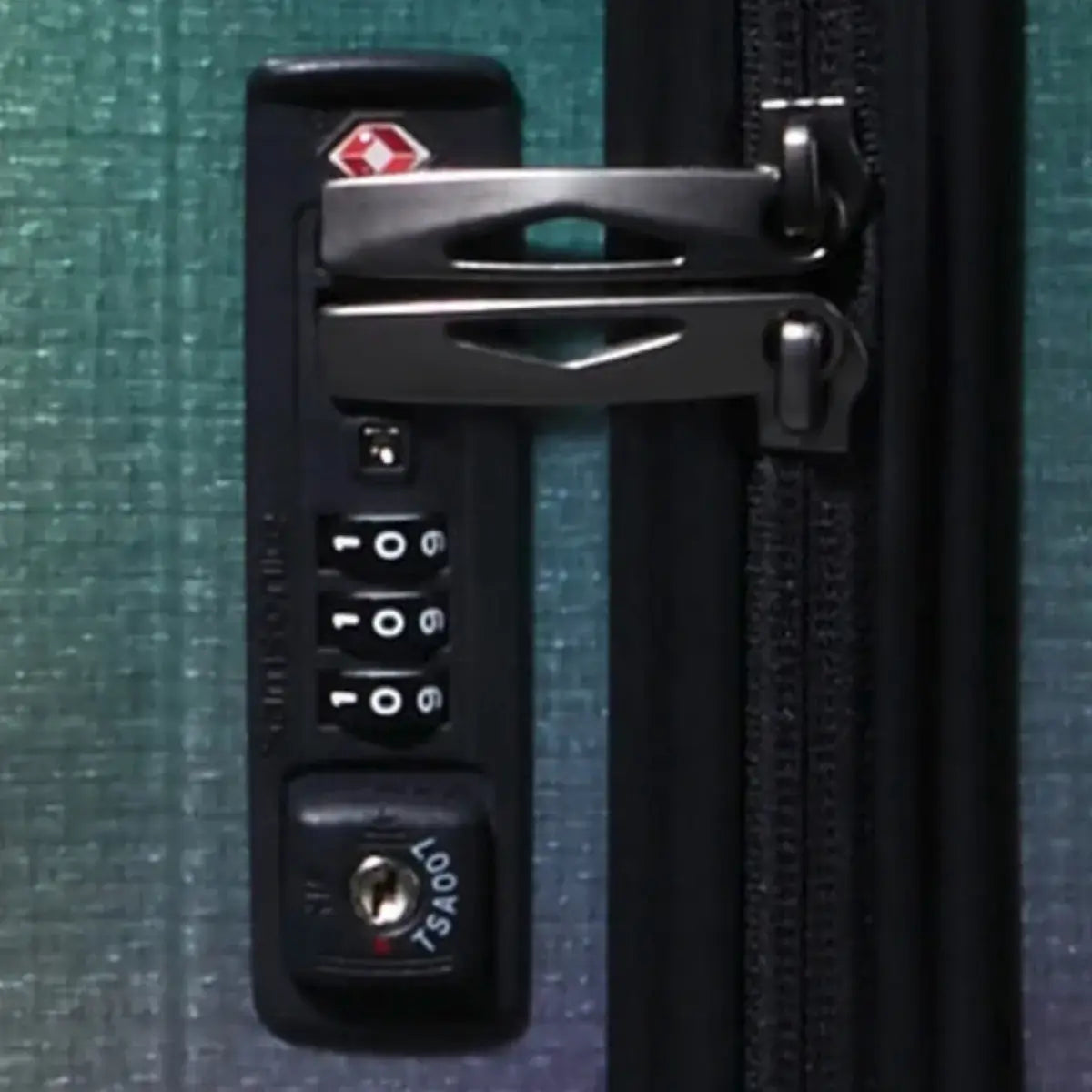 Samsonite C-Lite 69 cm 4 Wheel Spinner Suitcase - Colourburst (Limited Edition)