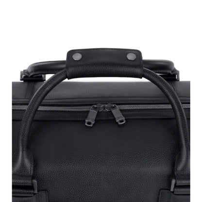 Double handles with snap button closure