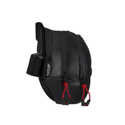 Two spacious compartments