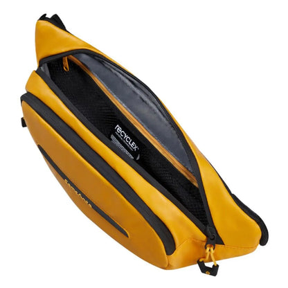 Two spacious compartments