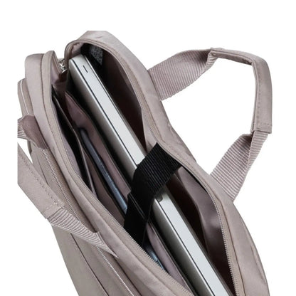 Padded 15.6” laptop compartment 