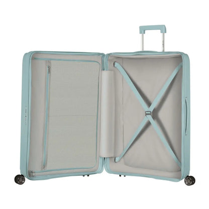 Cross ribbons to keep items in place and internal divider pad