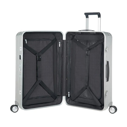 2 removable divider pads and large U-shape pocket on each divider