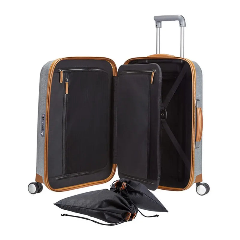 Divider pad for easy and organised packing