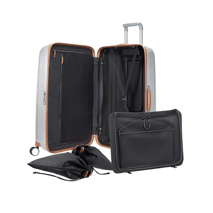 Bottom compartment with ribbons and detachable smart packing frame with hanger, that can be used as a divider pad