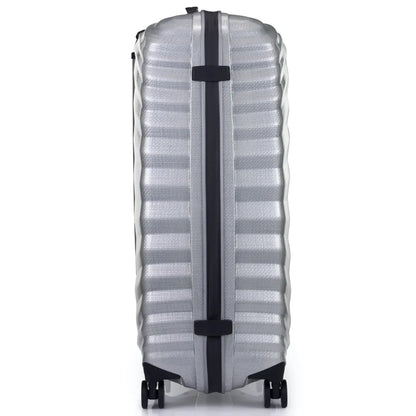 Made with Curv material which is extremely strong & incredibly light