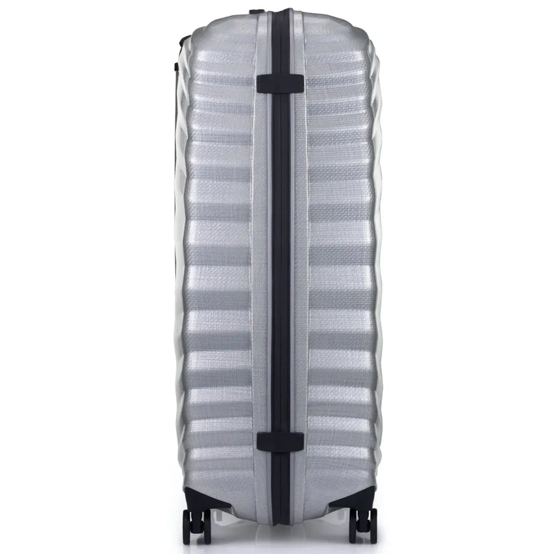 Made with Curv material which is extremely strong & incredibly light