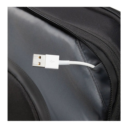 Smart feature USB port (power bank not included)